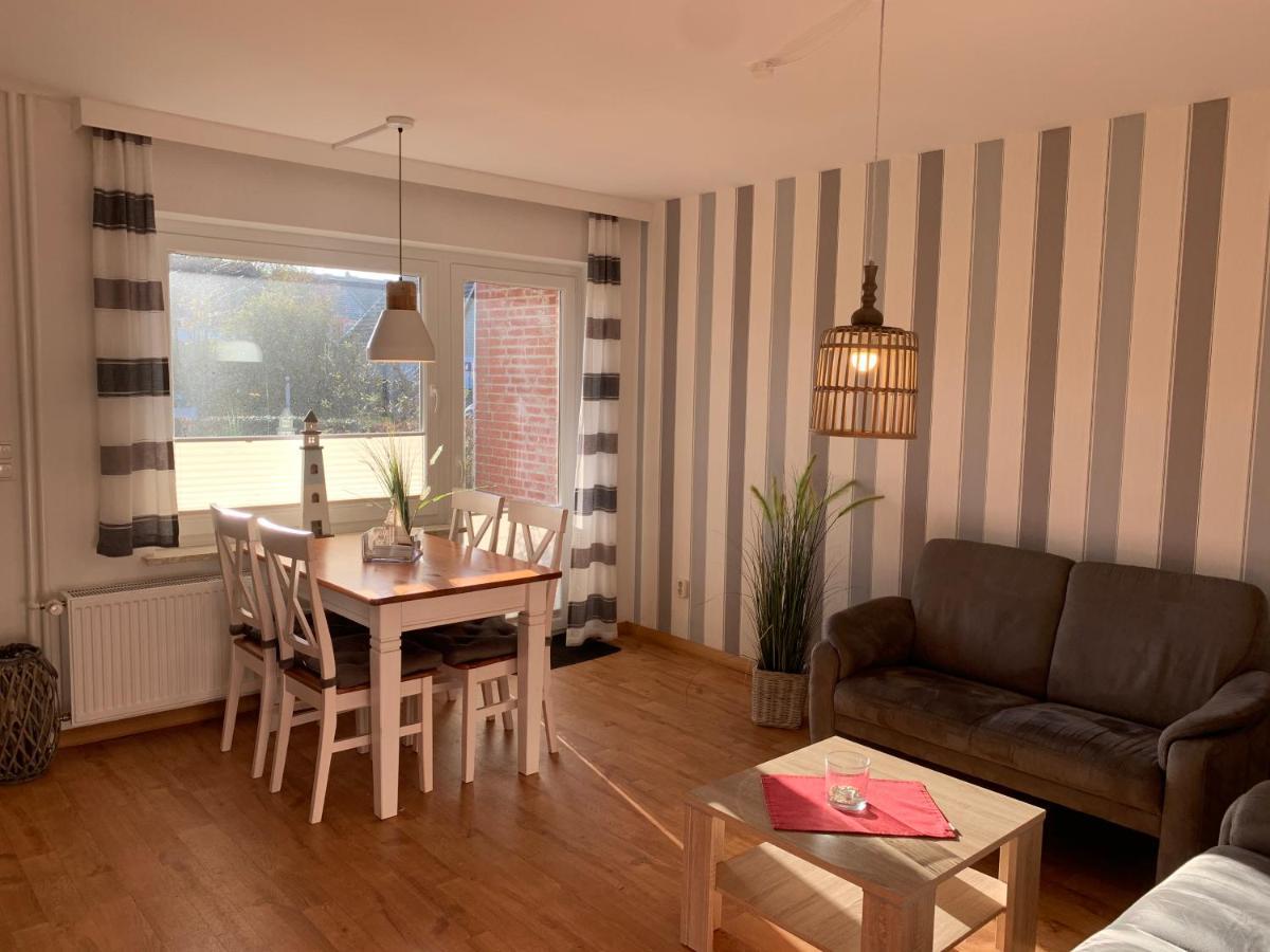 Kleine Brise Apartment 3 Busum Bagian luar foto