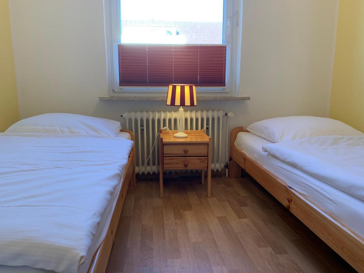 Kleine Brise Apartment 3 Busum Bagian luar foto
