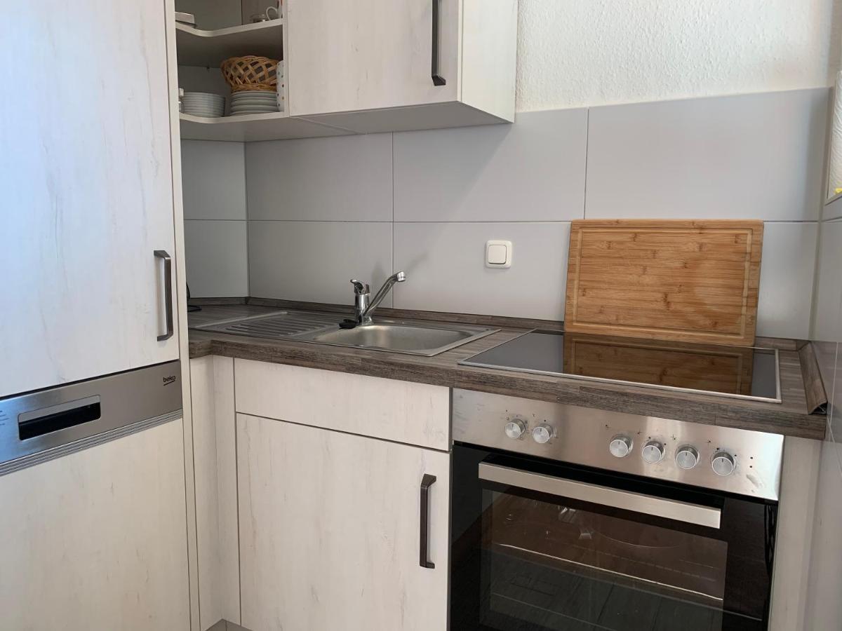 Kleine Brise Apartment 3 Busum Bagian luar foto