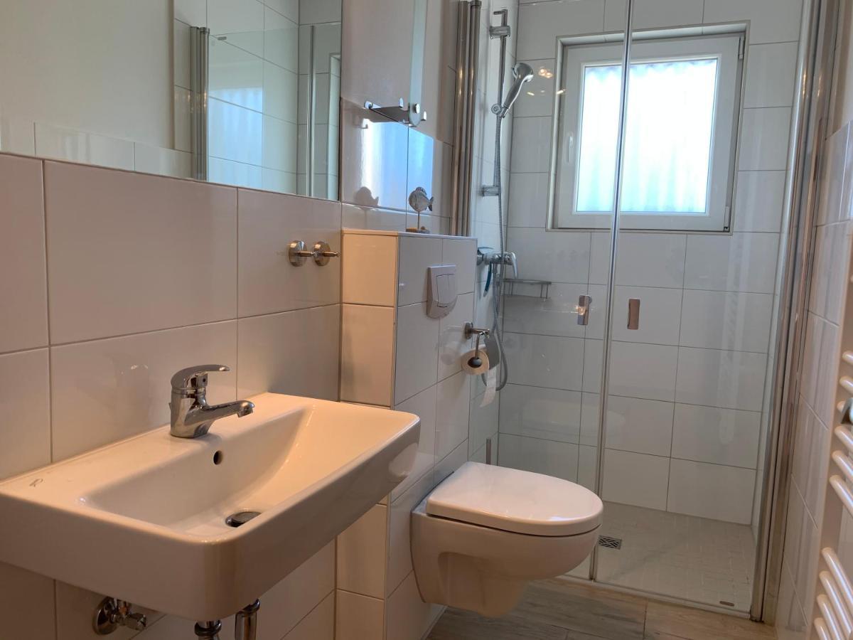 Kleine Brise Apartment 3 Busum Bagian luar foto